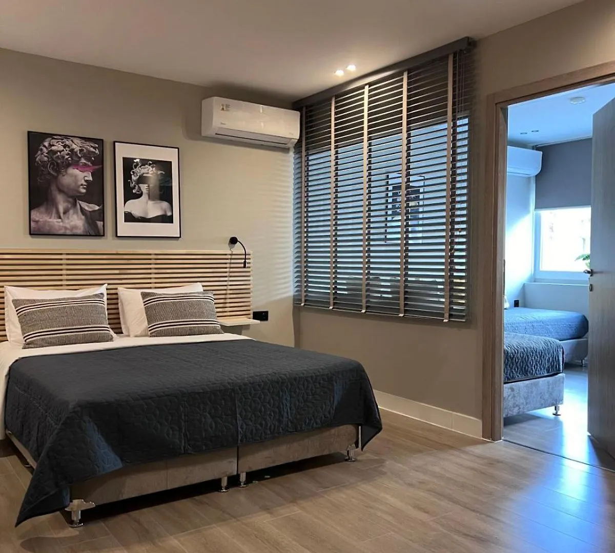 Luxor Premium Suites contacts